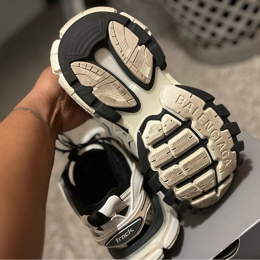 Balenciagas Track Faded Sneakers - Picture 5 of 12